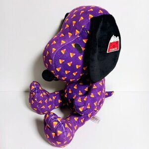 Knotts Berry Farm Halloween Candy Corn Snoopy Plush Doll